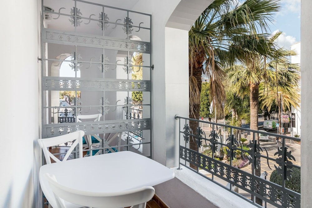 Фото Boutique Hotel Puerto Banus B51 & Park Plaza Suites Apartamentos