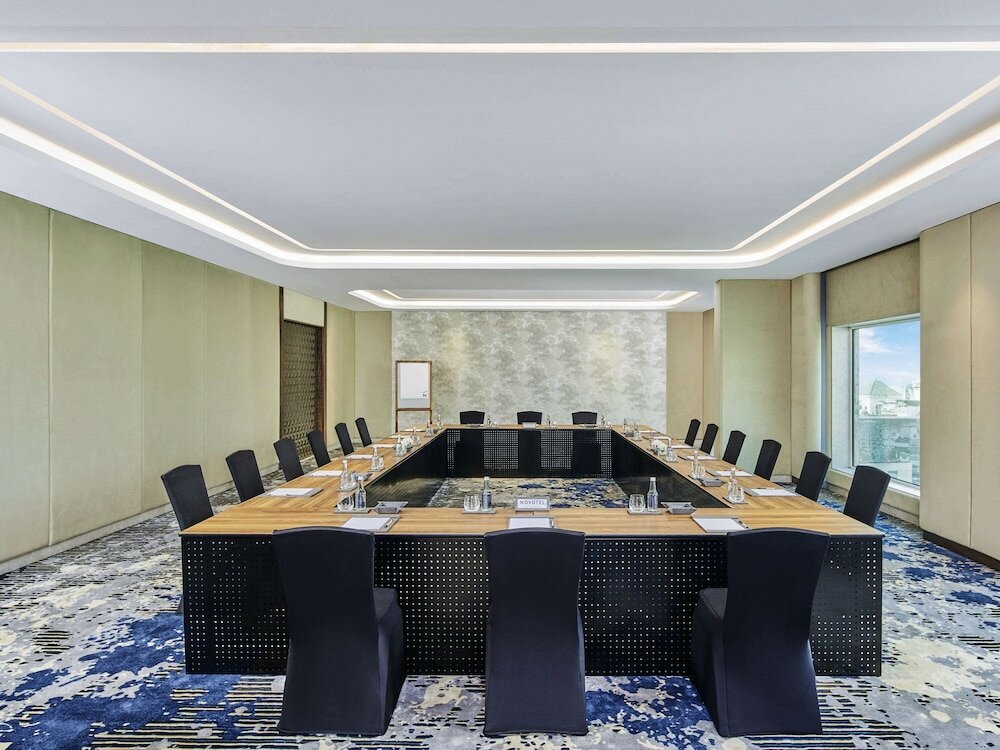 Фото Novotel Mumbai International Airport
