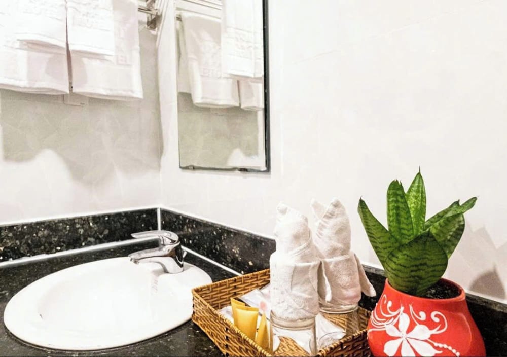 Фото Tay Bac Hotel