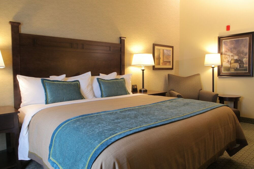 Фото Little Missouri Inn & Suites