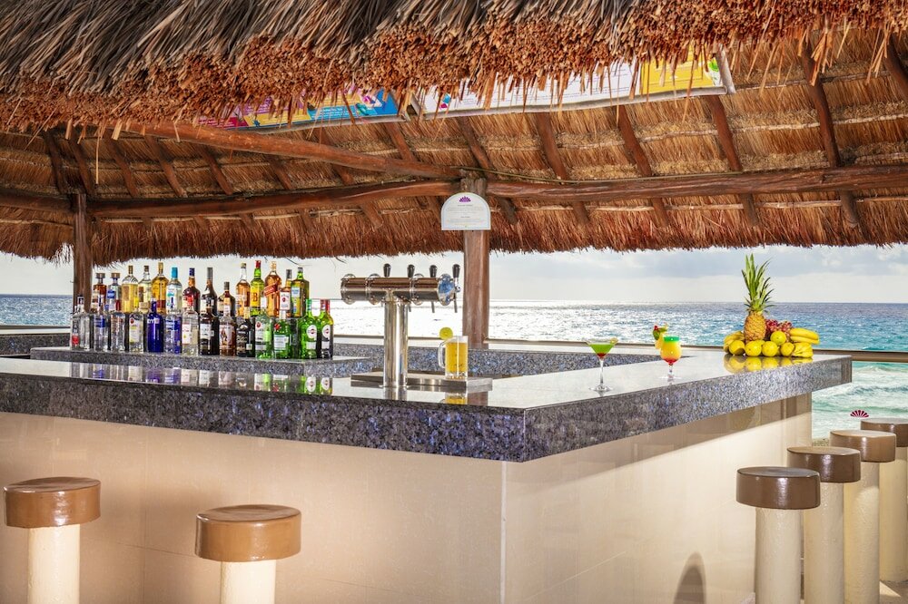 Фото Crown Paradise Club Cancun