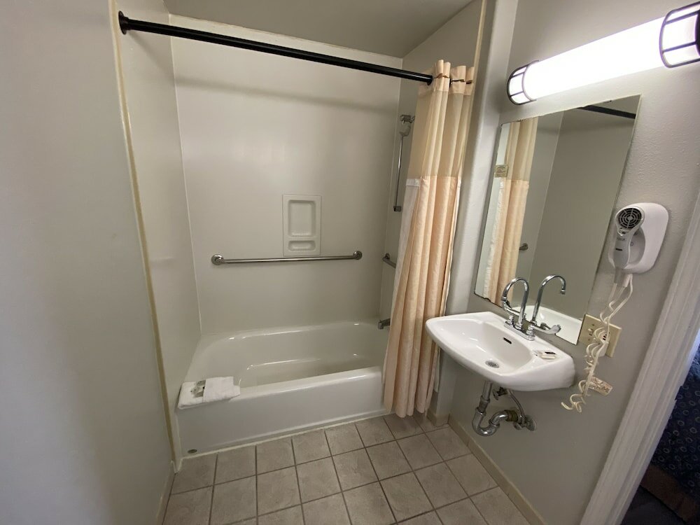 Фото Budget Inn of Hayward