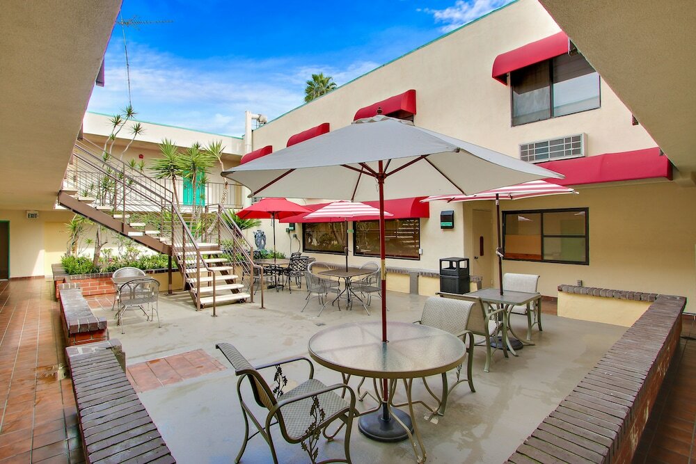 Фото Rotex Western Inn