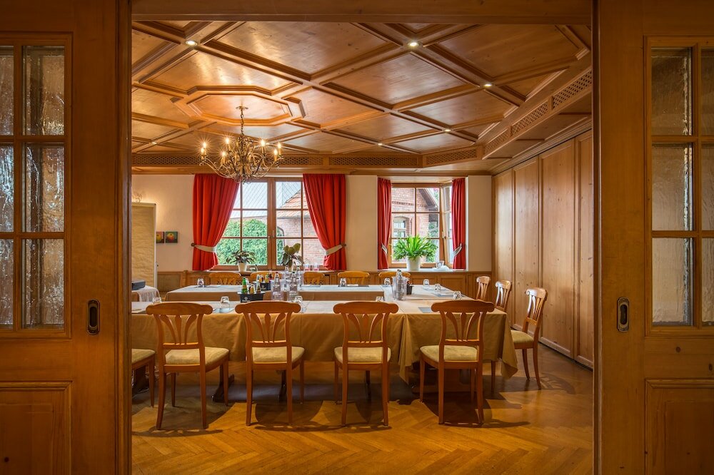 Фото Hotel Restaurant Vinothek Lamm