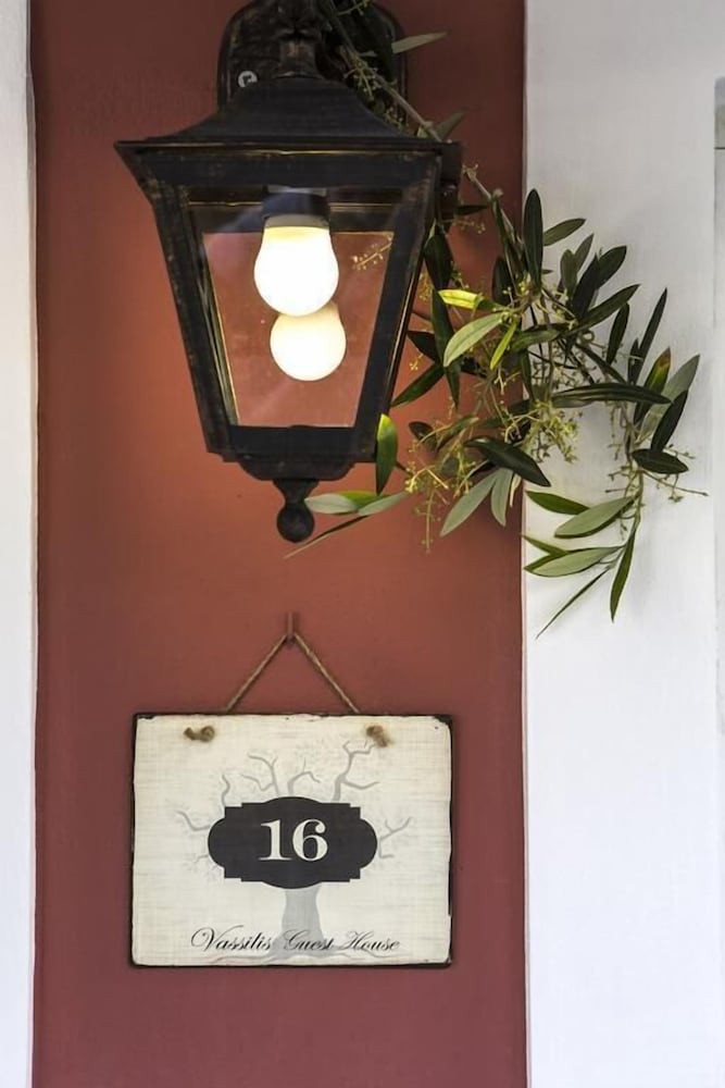 Фото Vassilis Guest House
