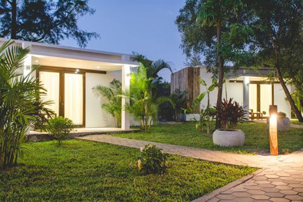 Фото Sahaa Beach Resort