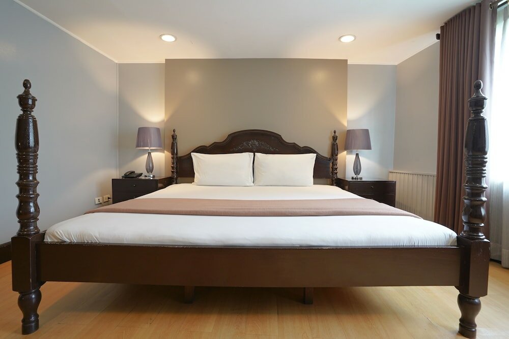 Фото Arzo Hotel Manila