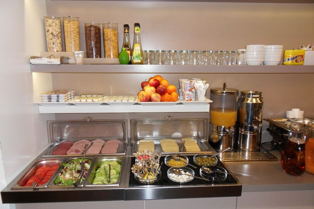 Фото Hotel Carlton