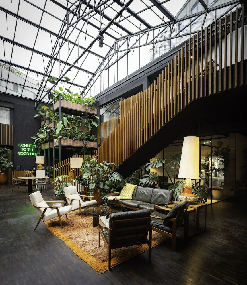 Фото отеля 1