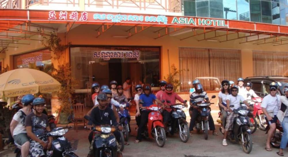 Фото отеля 2