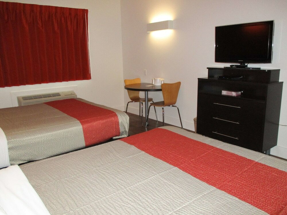 Фото Motel 6 Moncton, NB