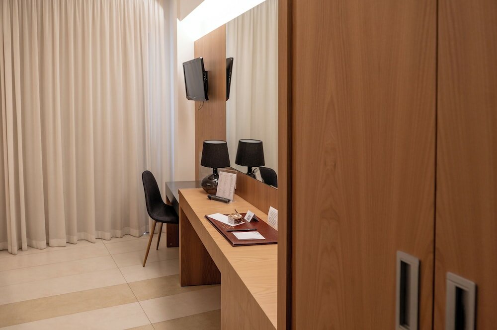 Фото Eolian Milazzo Hotel