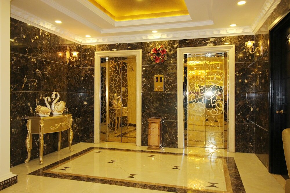 Фото Royal Hotel Dalat