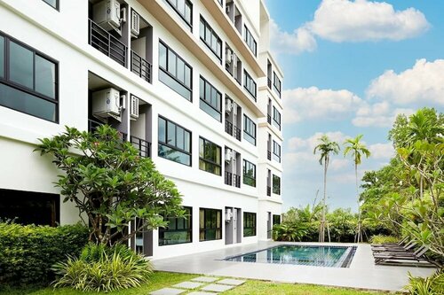 Гостиница S4 Naiyang Beach Phuket на Пхукете