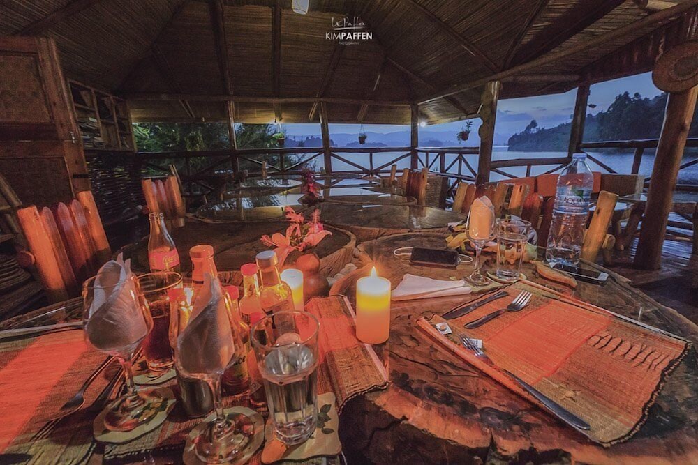 Фото Lake Bunyonyi Rock Resort