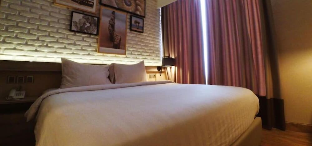 Фото Expressia Hotel Makassar