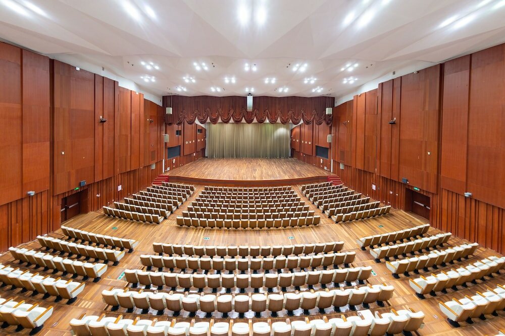 Фото Guangzhou Baiyun International Convention Center LN Dongfang Hotel