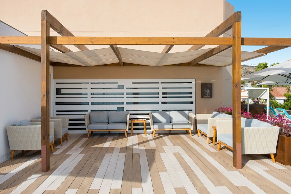 Фото Iberostar Waves Bouganville Playa