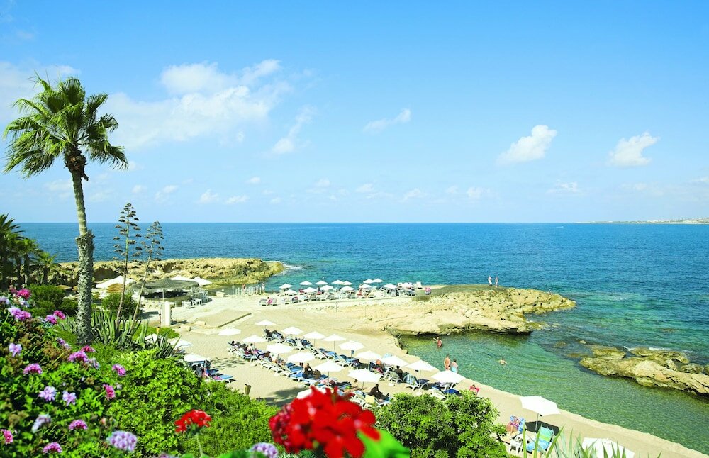 Фото Cynthiana Beach Hotel