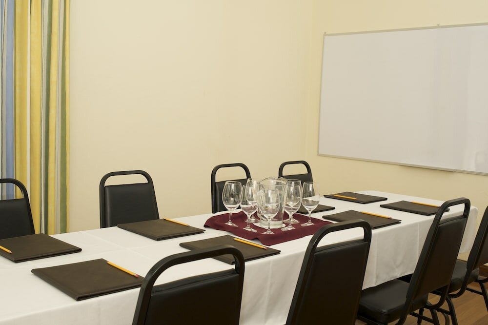 Фото Hotel Le Bergerac