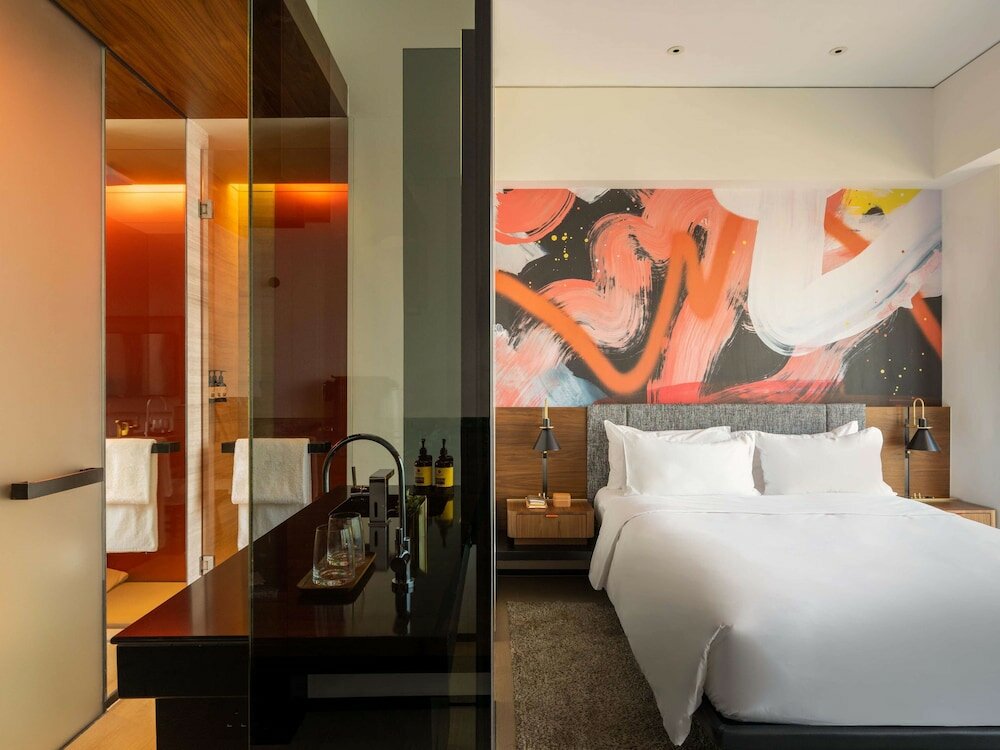 Фото East Hong Kong