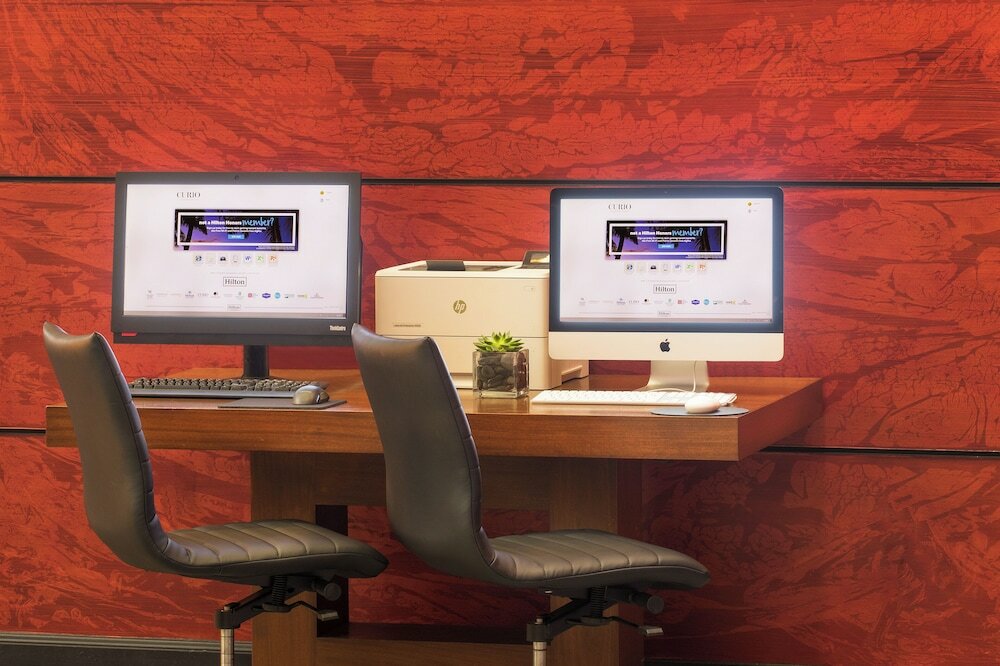 Фото Pier 5 Hotel Baltimore, Curio Collection by Hilton