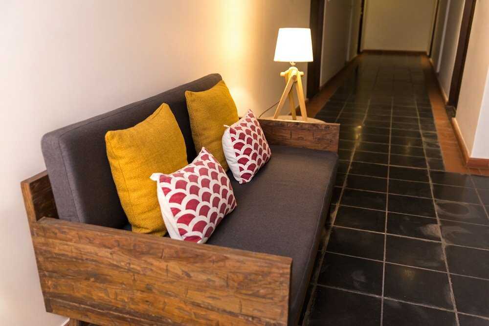 Фото Hotel Roadhouse