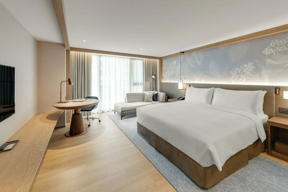 Hotel DoubleTree by Hilton Taipei Zhongshan, Taipei, photo