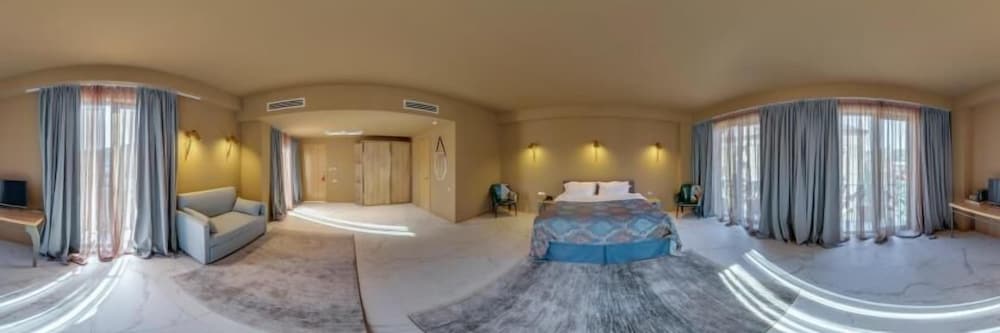 Фото Brim Hotel Tbilisi