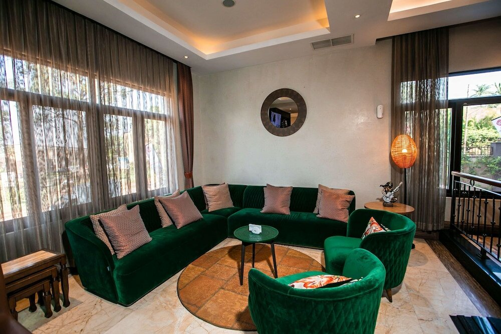 Фото Отель The Athena