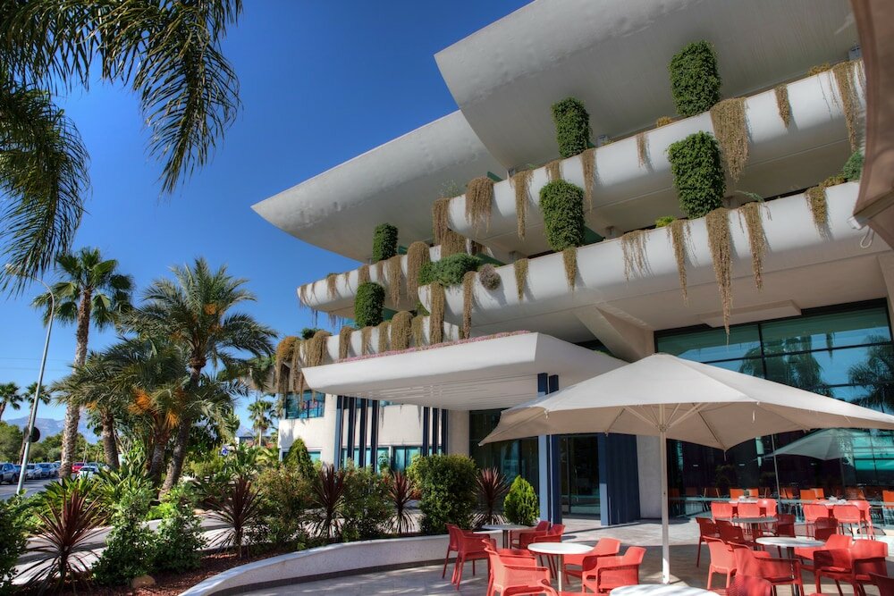 Фото Hotel Deloix Aqua Center