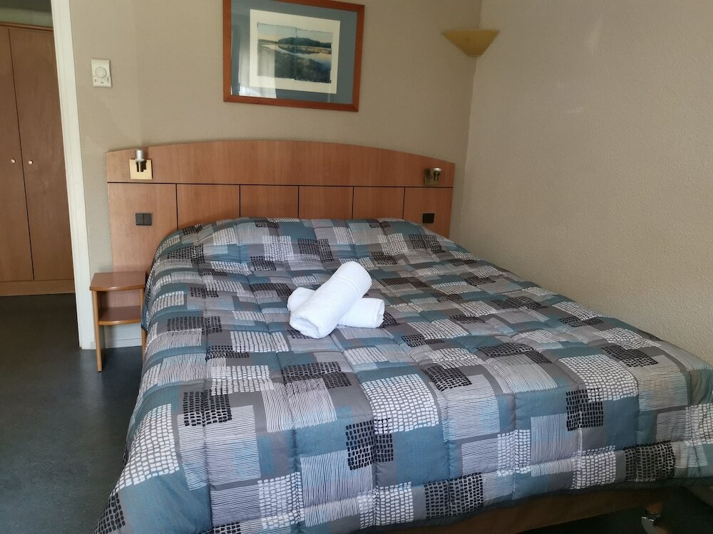 Фото Hotel Kyriad Mulhouse Est - Lutterbach