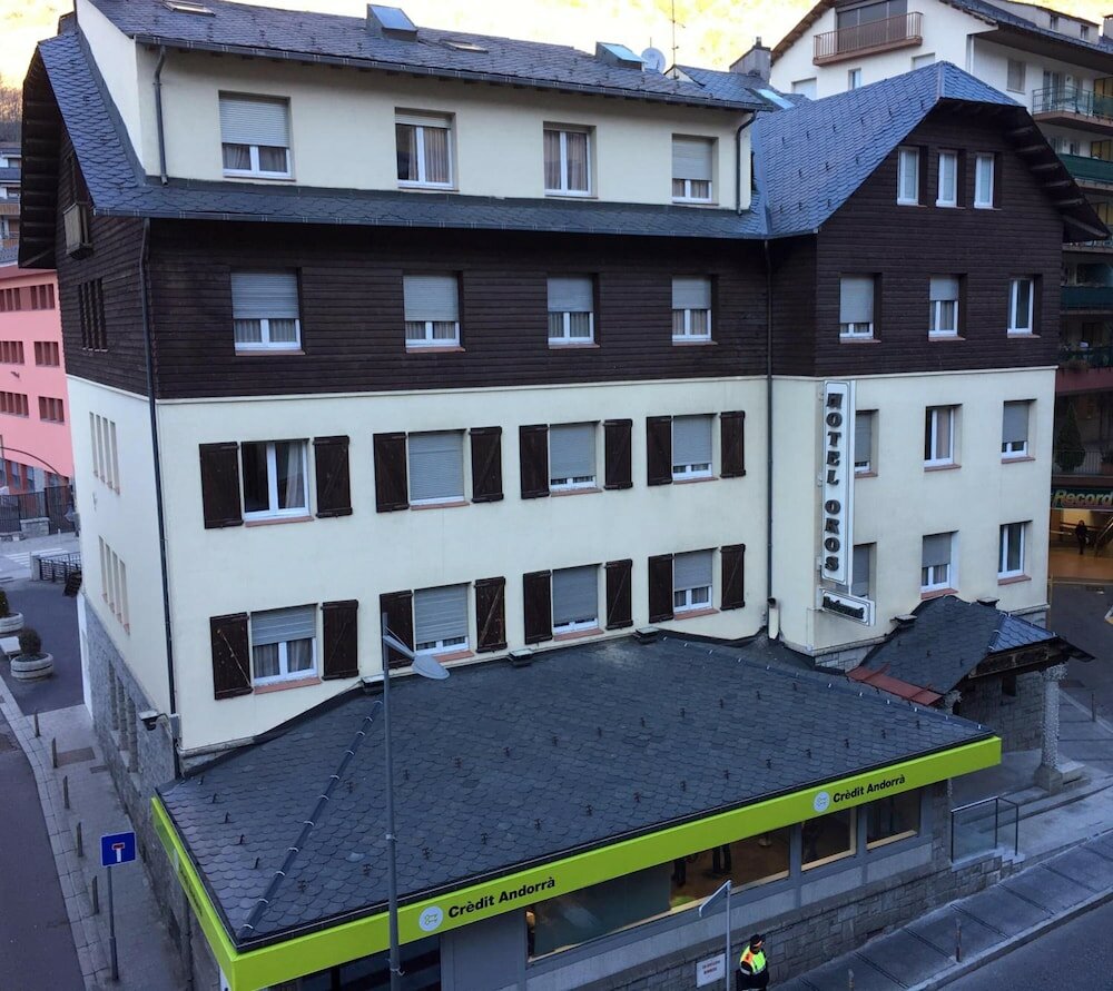 Фото Evenia Oros