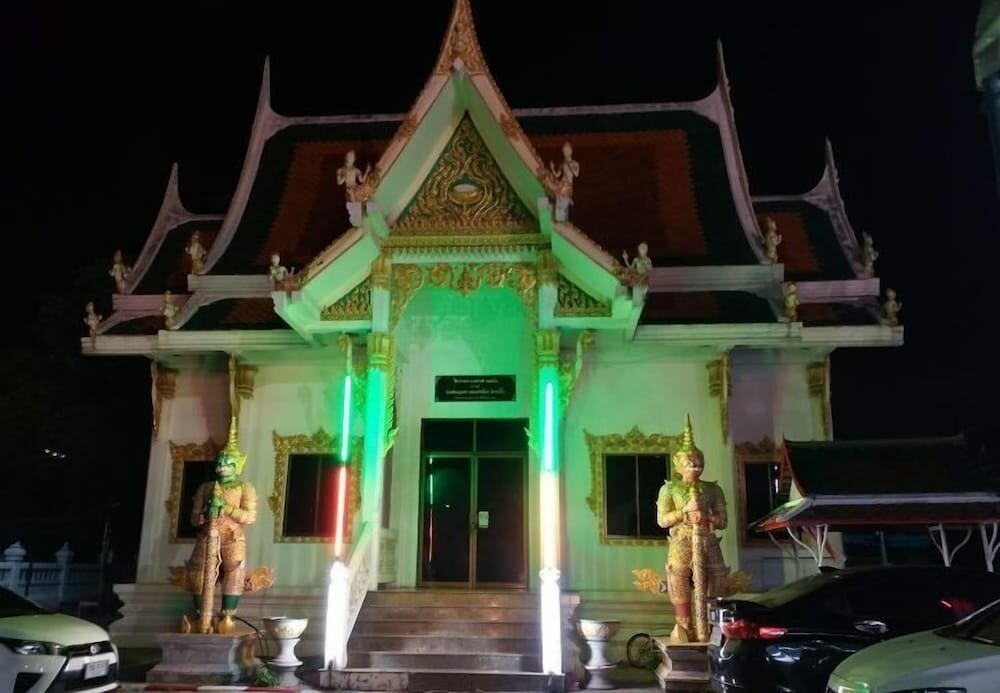 Hotel Walking Street Encore Hotel, Pattaya, photo