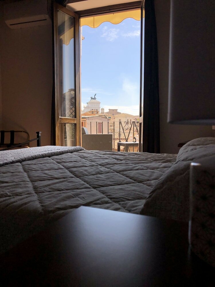 Фото Bb Il Re Alla Reginella Guest House