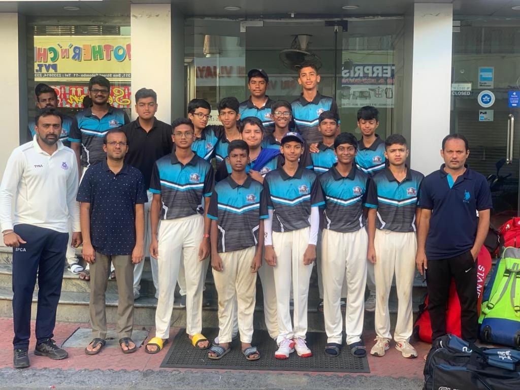 Фото Saasha City Hotel