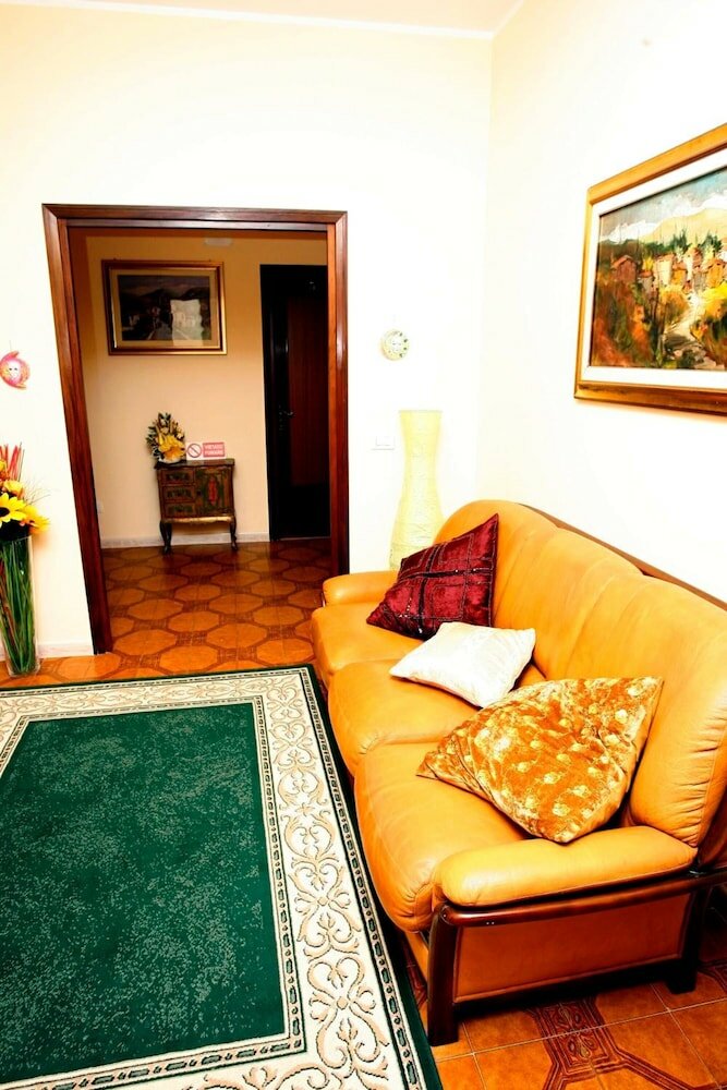 Фото Bed and Breakfast Luana Inn Airport