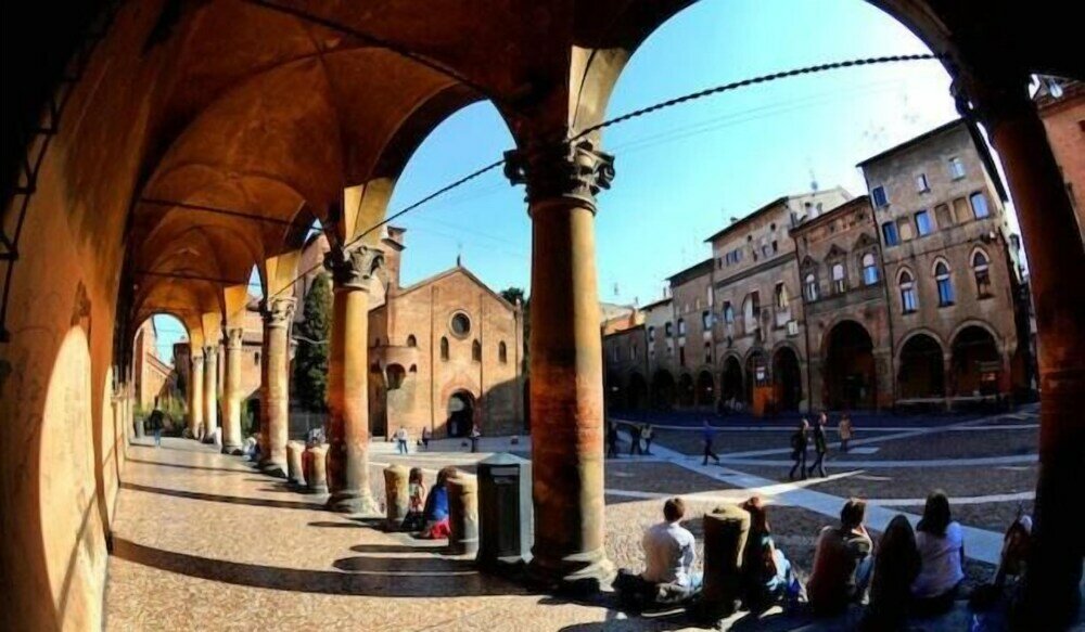 Фото отеля 2