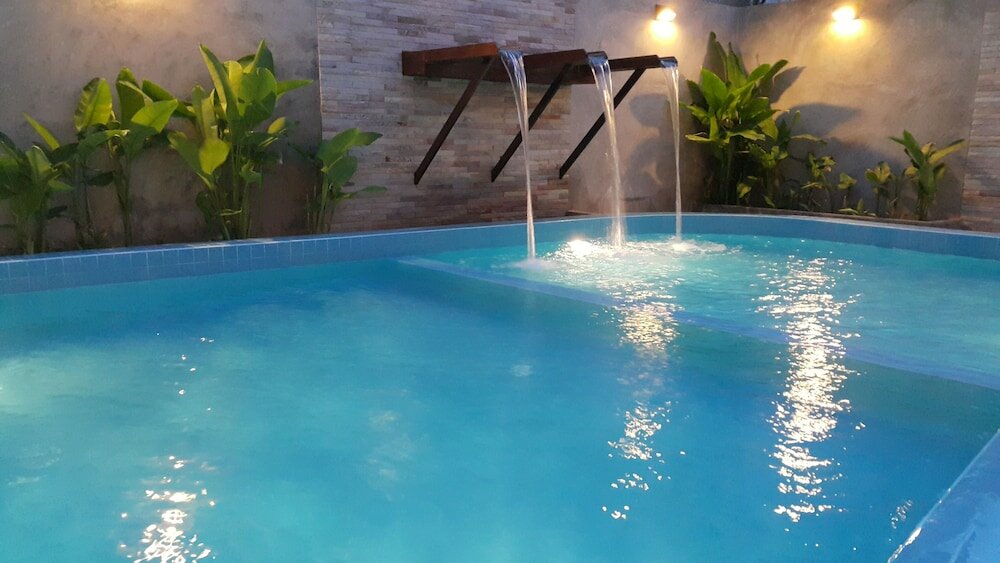 Фото Th Beach Hotel