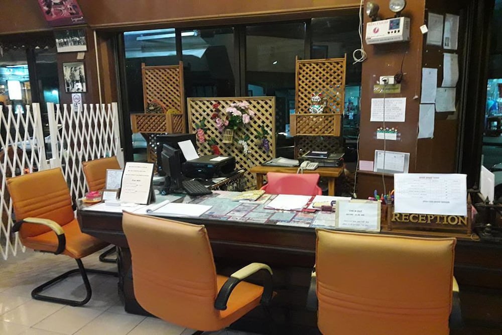 Фото Krabi Grand Hotel