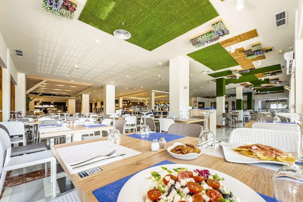 Фото Hotel Thb San Fermín