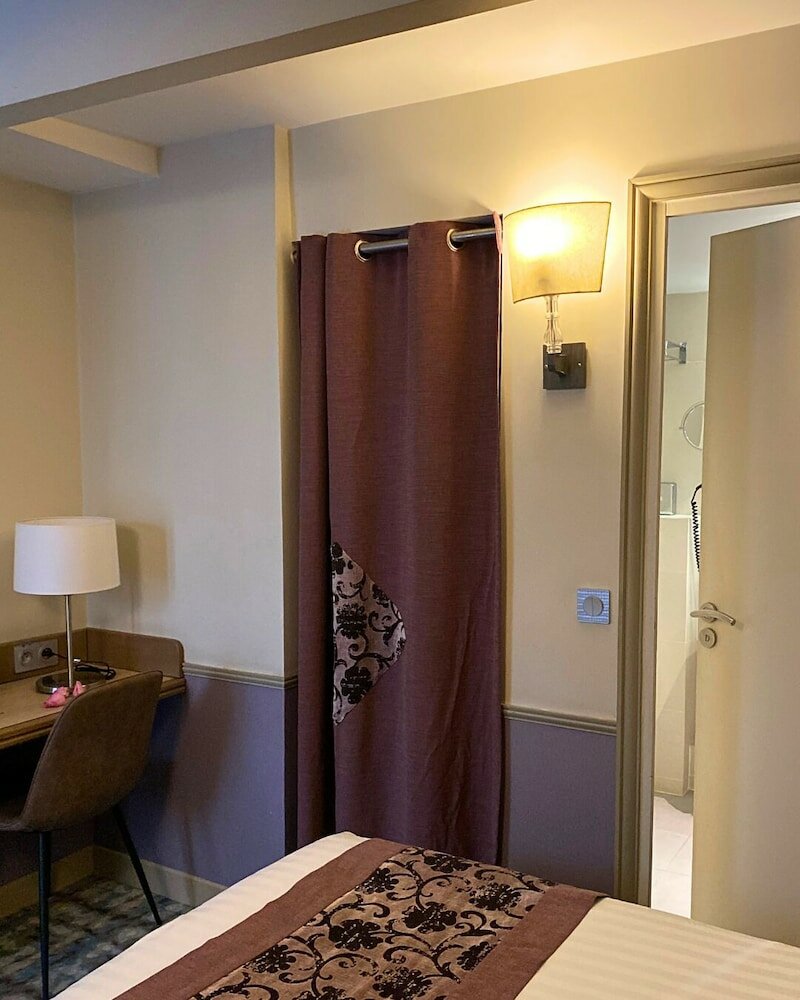 Фото Hotel Monceau Wagram