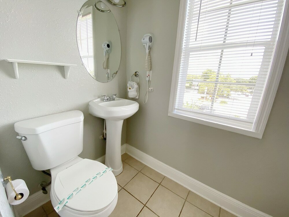 Фото Crystal Bay Hotel