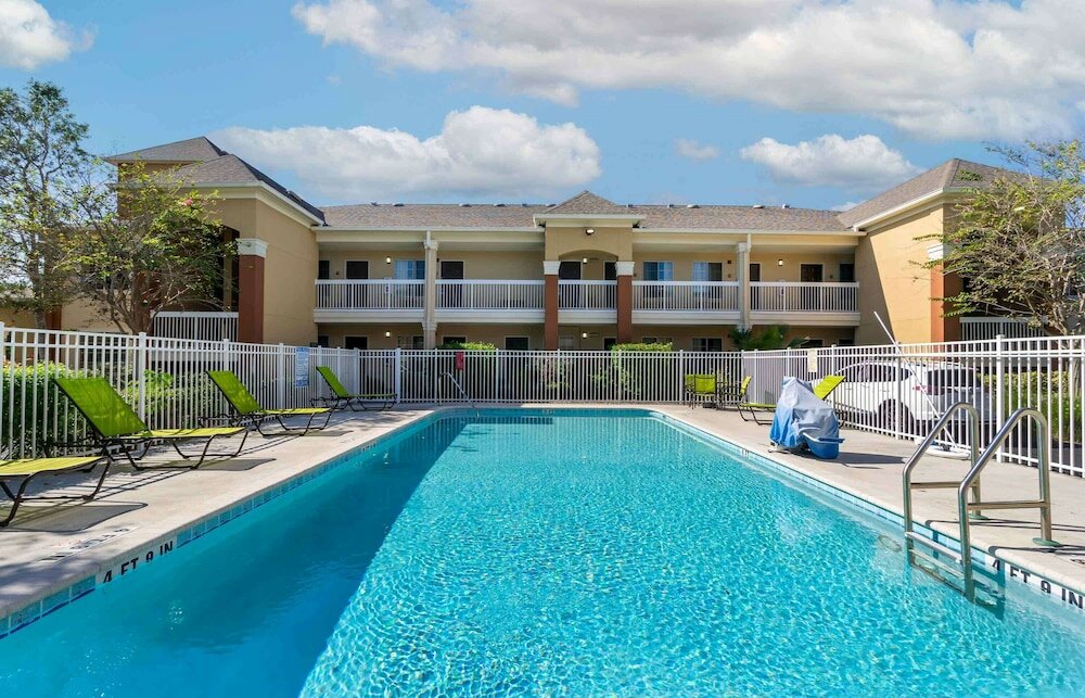 Фото Extended Stay America Suites Clearwater Carillon Park
