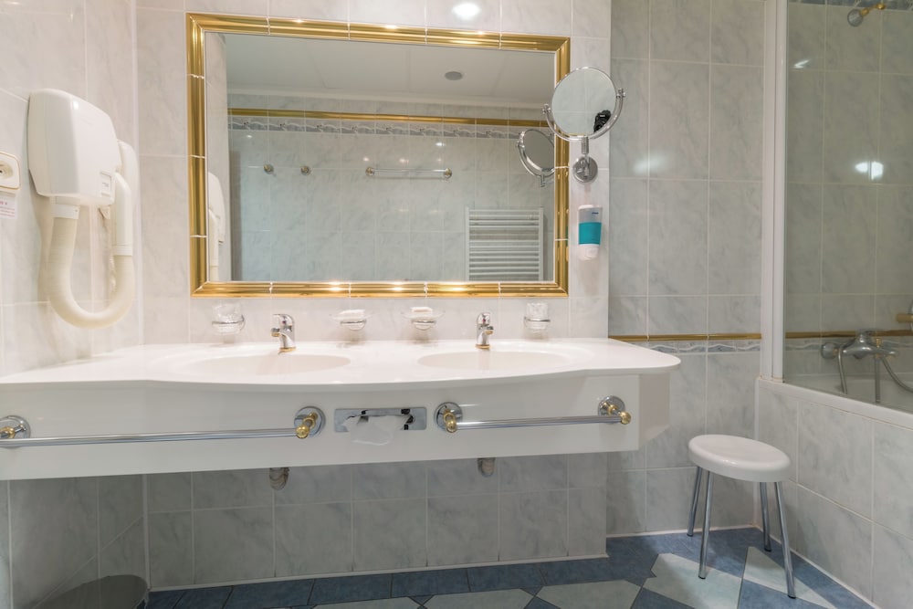 Фото Danubius Health SPA Resort Grandhotel Pacifik