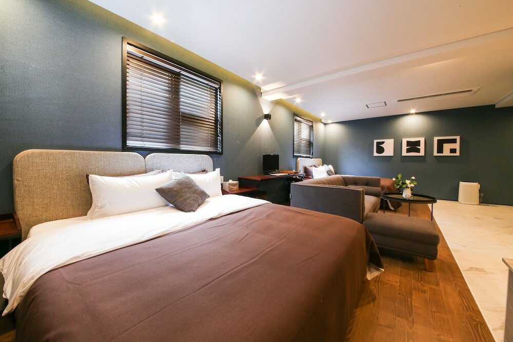 Фото Brown Dot Hotel Yangjeong