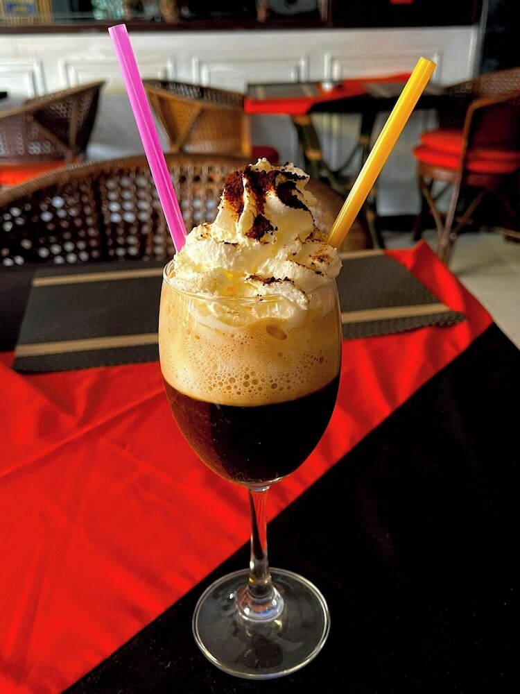 Фото Little Mermaid Guesthouse & Restaurant