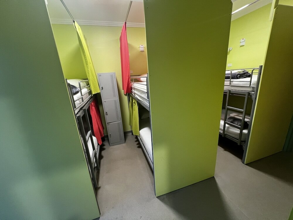 Фото Breeze Lodge - Hostel