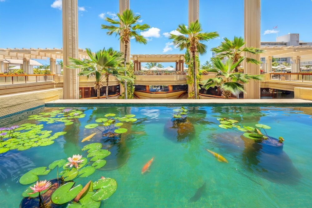 Фото Hyatt Regency Waikiki Beach Resort & SPA