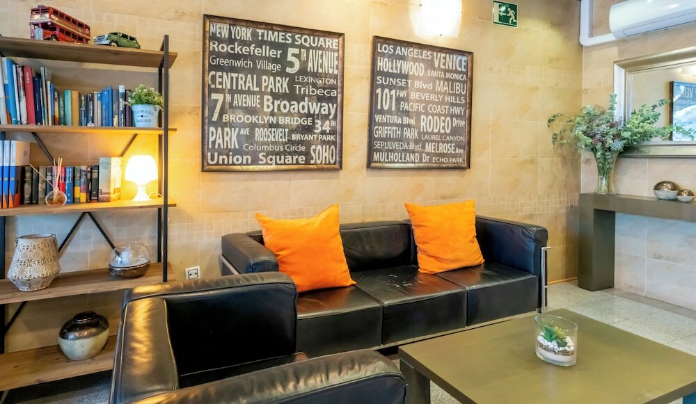 Фото La City Estacion